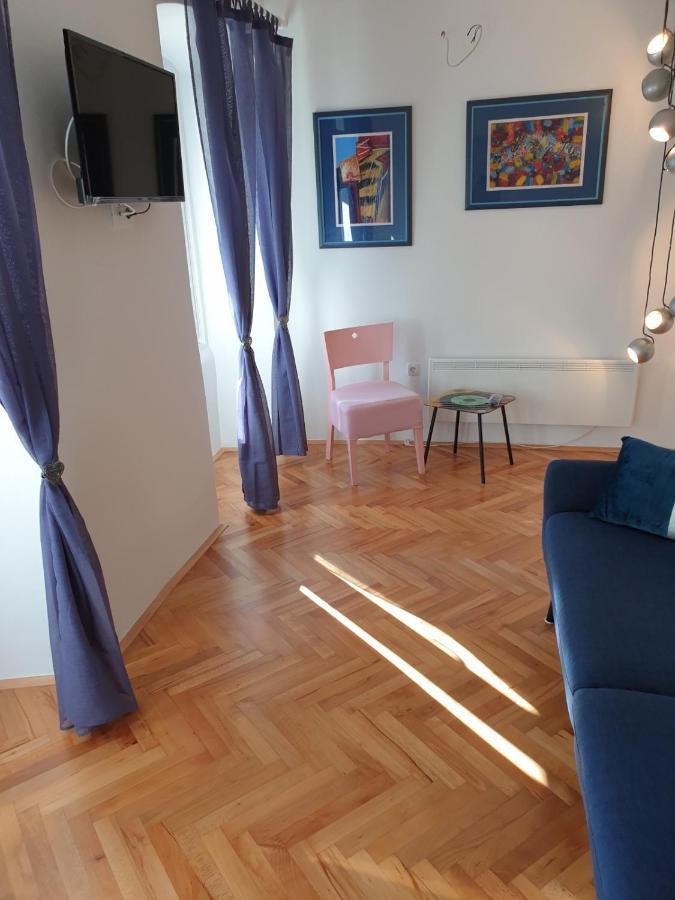 Apartman P-E Πούλα Εξωτερικό φωτογραφία