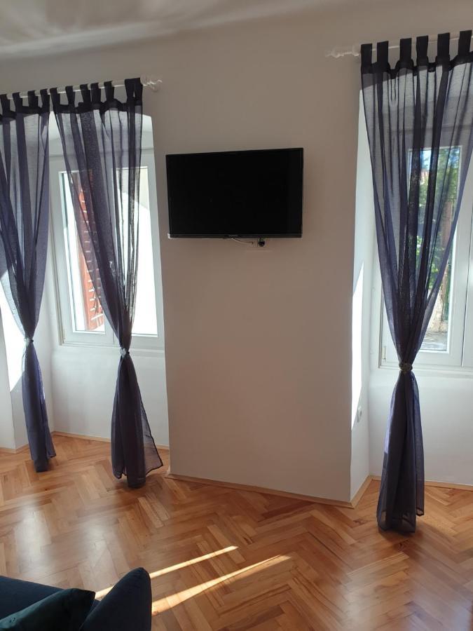 Apartman P-E Πούλα Εξωτερικό φωτογραφία